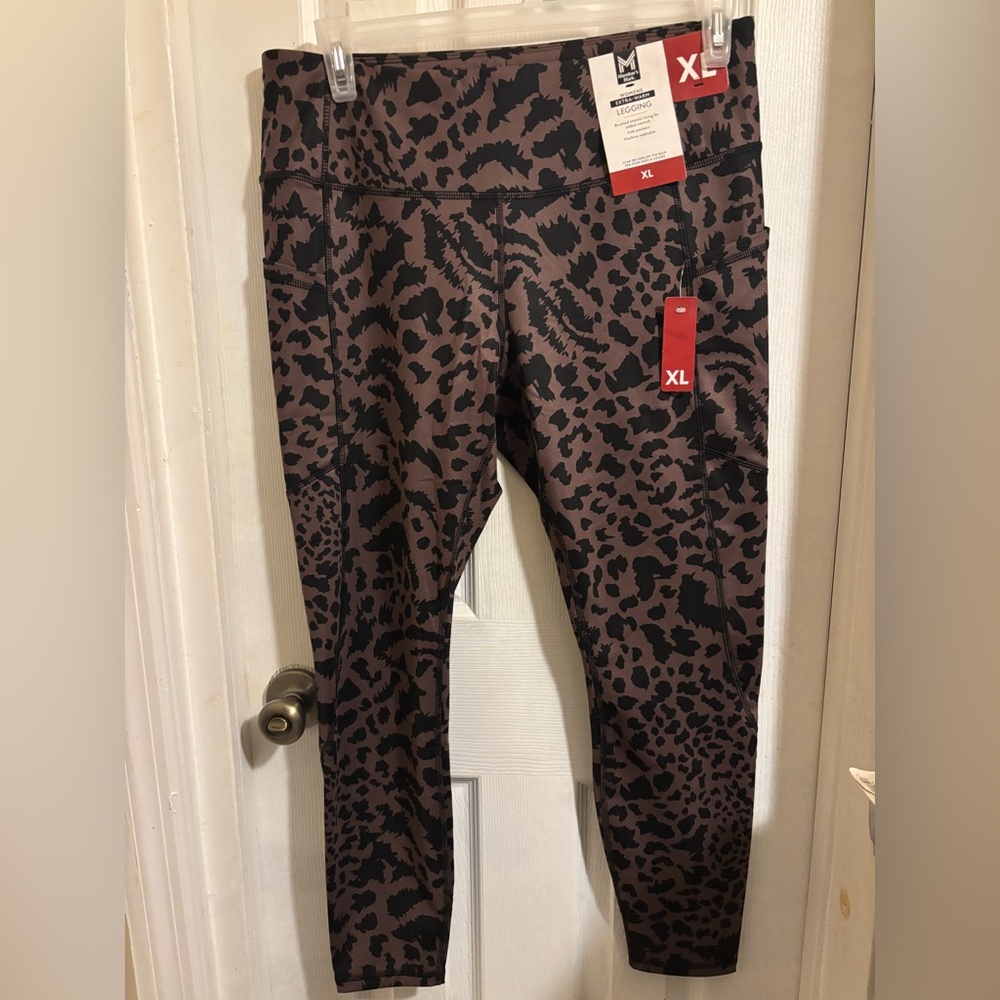 NWT  Stylish Animal Print High-Waist Leggings XL